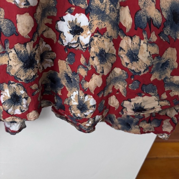 Umgee floral layered shirt dress red with floral pattern Size Large - Picture 5 of 8
